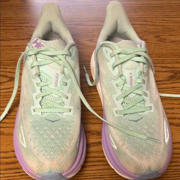 Hoka Women's Mint Green and Lavender Athletic Shoes - Picture 6 of 6